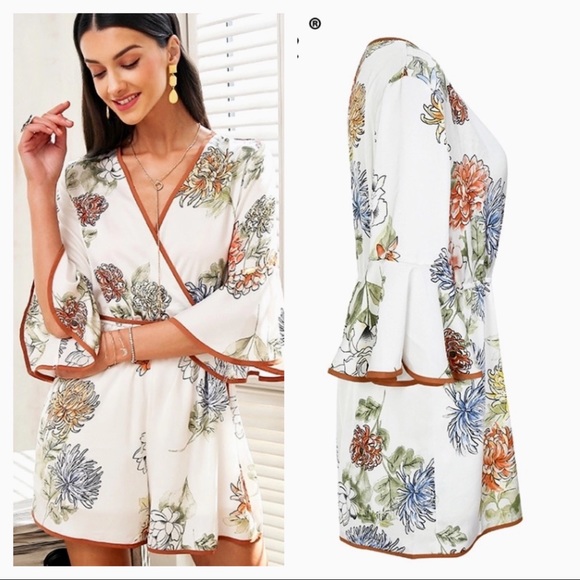 5⭐️Fave! White Lotus Romper - Picture 2 of 8